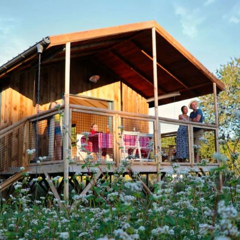 LODGE 4 personnes - Eco -logdes (prix pour 4 personnes)