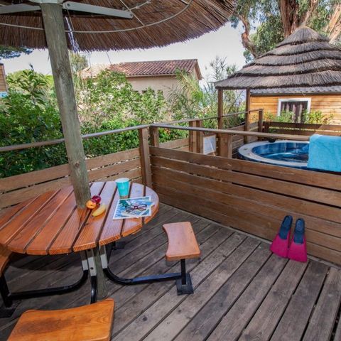 BUNGALOW 4 personnes - Mobil-home Provence Sérénité 25 m² - Jacuzzi privatif - 3 pièces - 2 chambres - Climatisation