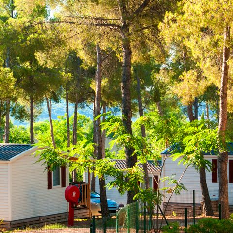 BUNGALOW 4 personnes - STANDARD - 2 chambres