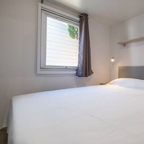 BUNGALOW 6 personnes - Mobil-home | Comfort | 3 Ch. | 6 Pers. | Terrasse surélevée | Clim.