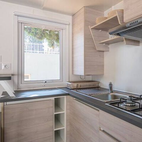 BUNGALOW 6 personnes - Mobil-home | Comfort | 3 Ch. | 6 Pers. | Terrasse surélevée | Clim.