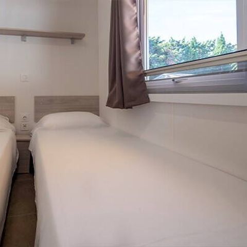 BUNGALOW 6 personnes - Mobil-home | Comfort | 3 Ch. | 6 Pers. | Terrasse surélevée | Clim.