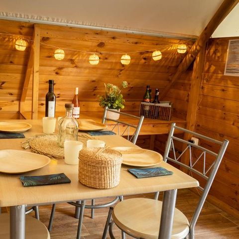 HÉBERGEMENT INSOLITE 4 personnes - ECOTIPI - 32m²- 1 chambre