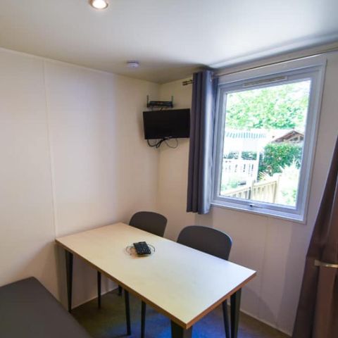 BUNGALOW 2 personnes - 3 trèfles 1 chambre 1 SDB