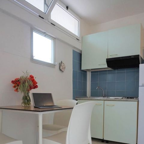 BUNGALOW 2 personnes - sans sanitaire