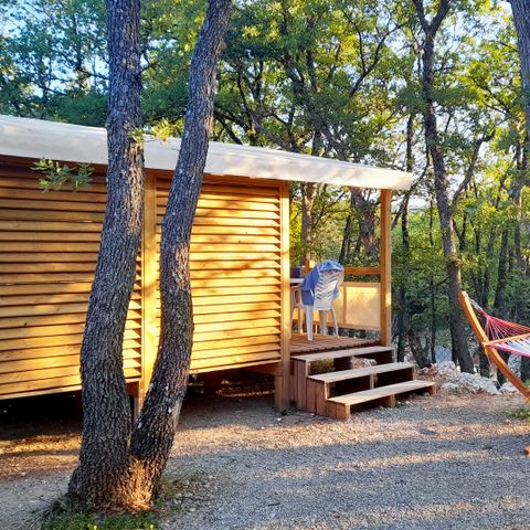 Mobilhome 2 personnes - TENNESSY STANDARD AVEC SPA