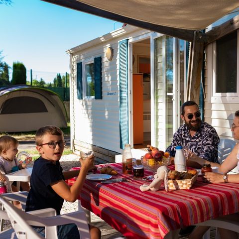 BUNGALOW 6 personnes - LOISIR CONFORT GRAND CHARME
