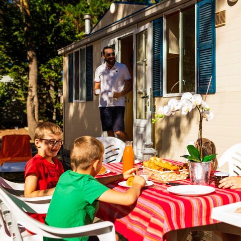 BUNGALOW 4 personnes