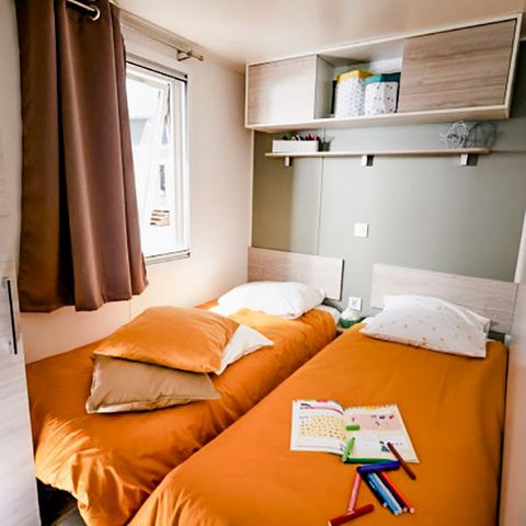 BUNGALOW 4 personnes - MH2 + climatisation 30 m²