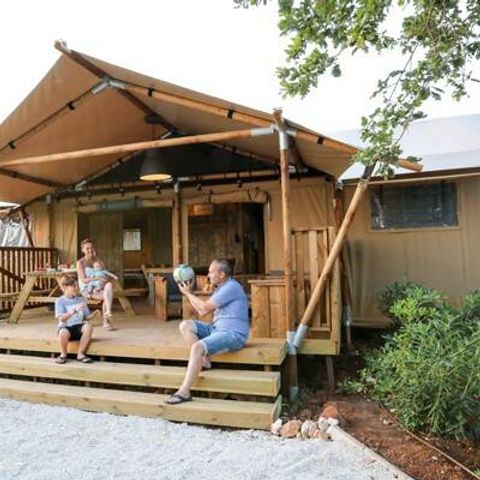 Tente en toile et en bois 6 personnes - Tente Safari Lodge | 3 Ch. | 6 Pers. | Terrasse surélevée | Clim.