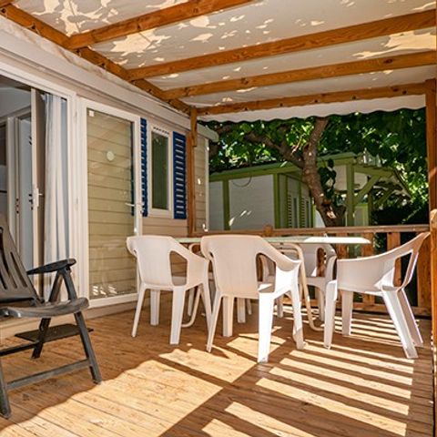 BUNGALOW 6 personnes - Comfort XL | 3 Ch. | 4/6 Pers. | Terrasse surélevée | Clim.