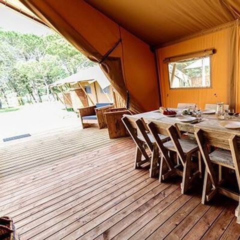 TENTE 6 personnes - Tente Safari Lodge | 3 Ch. | 6 Pers. | Terrasse surélevée | 1 SDB | Clim.