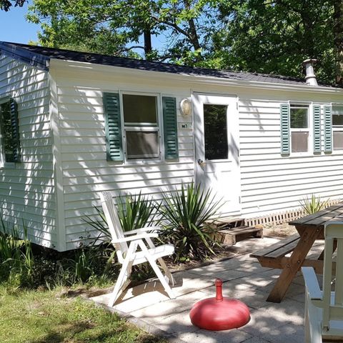 BUNGALOW 4 personnes - (M02)