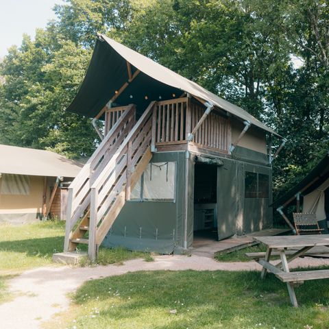 TENTE TOILE ET BOIS 4 personnes - Safari Cottage XS avec salle de bain privée