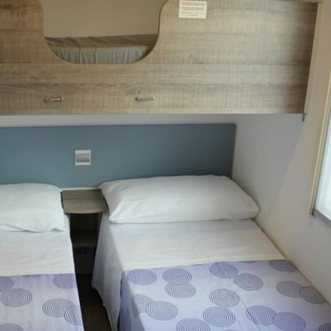 BUNGALOW 4 personnes - Young