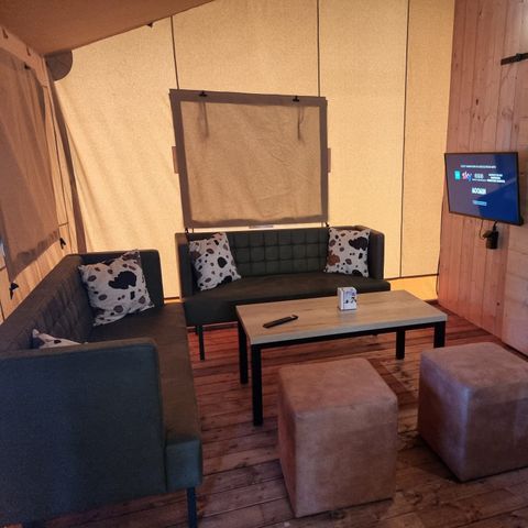 TENTE TOILE ET BOIS 6 personnes - Luxe avec sanitaires