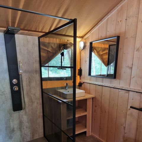 TENTE TOILE ET BOIS 4 personnes - Luxe avec sanitaires (MIVA)