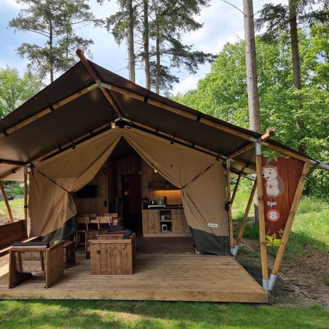 Tente en toile et en bois 6 personnes - y compris les installations sanitaires