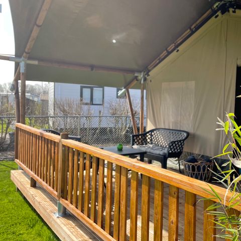 TENTE TOILE ET BOIS 6 personnes