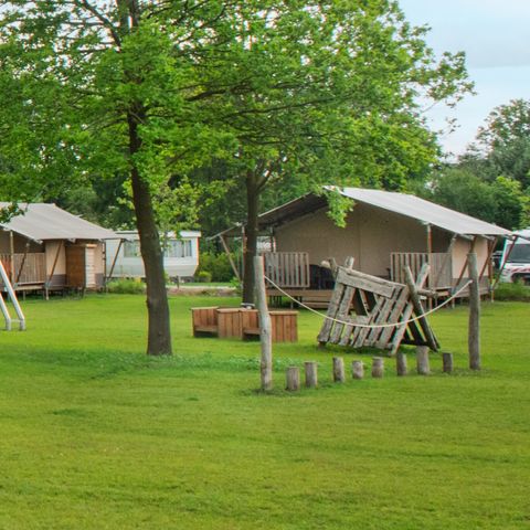 Tente en toile et en bois 4 personnes - y compris les toilettes