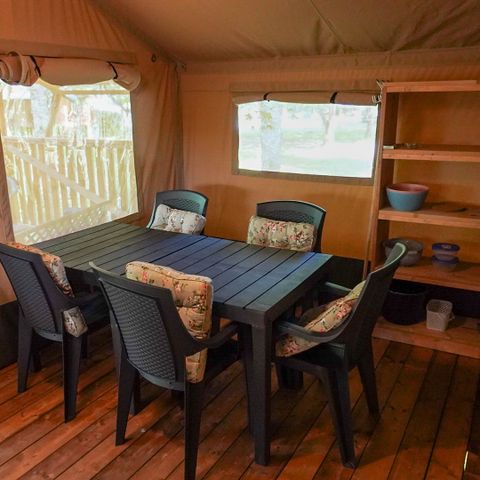 TENTE TOILE ET BOIS 4 personnes - y compris les toilettes