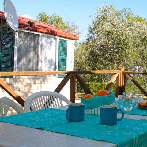BUNGALOW 4 personnes - Maxicaravan STANDARD
