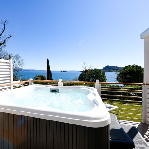 BUNGALOW 5 personnes - Maxicaravan JACUZZI VIEW