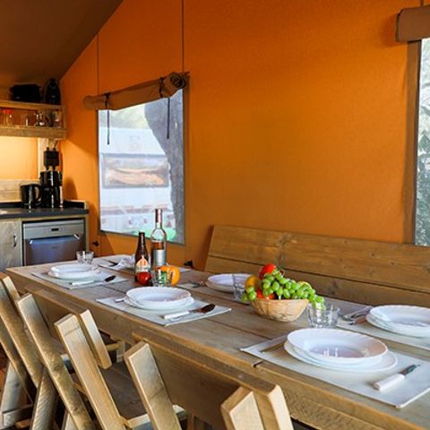 TENTE TOILE ET BOIS 6 personnes - Safari Lodge | 3 Ch. | 6 Pers. | 1 SDB | Clim.