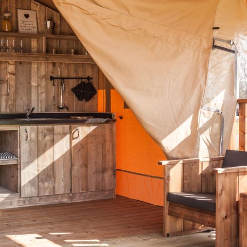 Tente en toile et en bois 6 personnes - (SAF6)