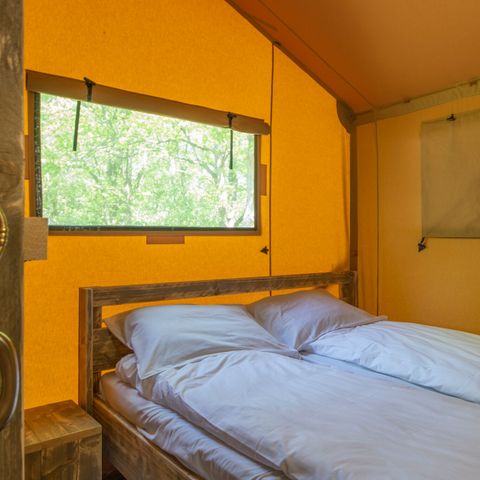 TENTE TOILE ET BOIS 6 personnes