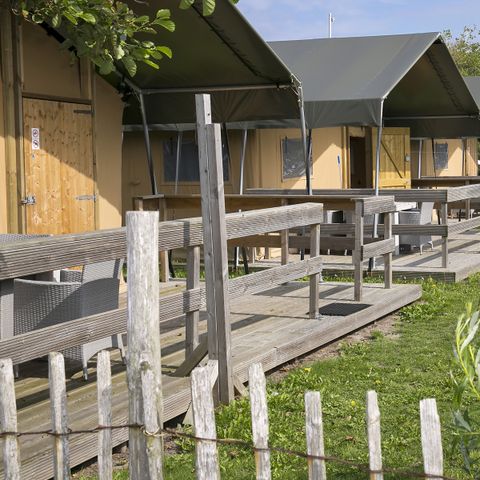 TENTE TOILE ET BOIS 5 personnes - 5K