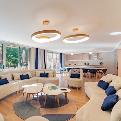 MAISON 12 personnes -  12 personnes