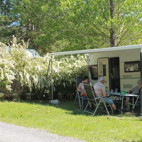 Emplacement - Confort - Avec électricité