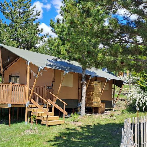 Tente en toile et en bois 6 personnes - Tente Lodge Prestige Plus - 2 chambres - 1 salle de bain - 35m²