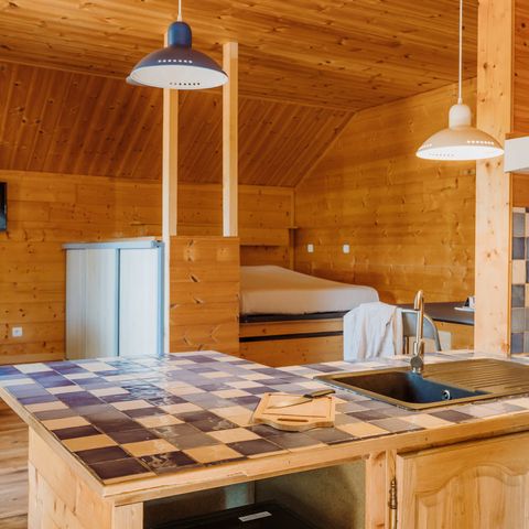 Studio 4 personnes - 1 chambre - 1 salle de bain - 37m² - Grande Terrasse