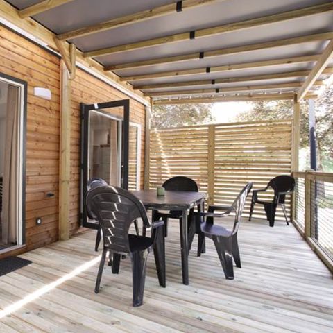 BUNGALOW 4 personnes - Nest29  30,8 m²- 2 chambres + Terrasse couverte + TV