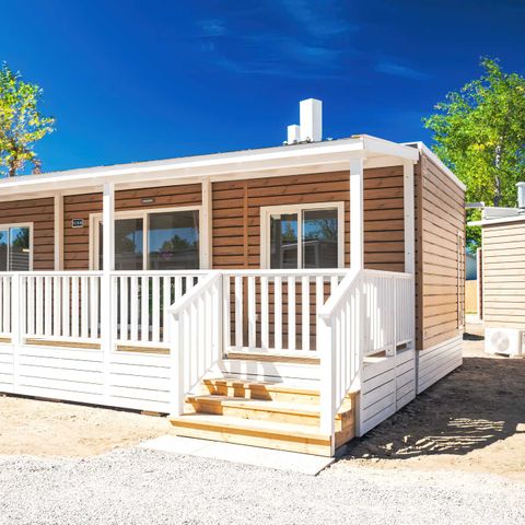 Lodge 4 personnes - Deluxe Animaux pas Adimis