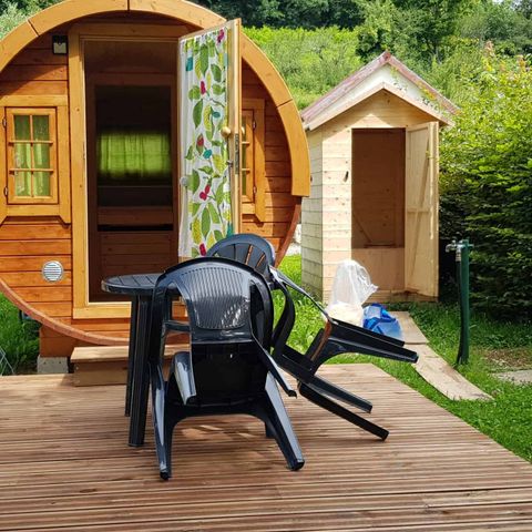 HÉBERGEMENT INSOLITE 2 personnes - Hébergement Tonneau - Sans sanitaires - Toilette sèche