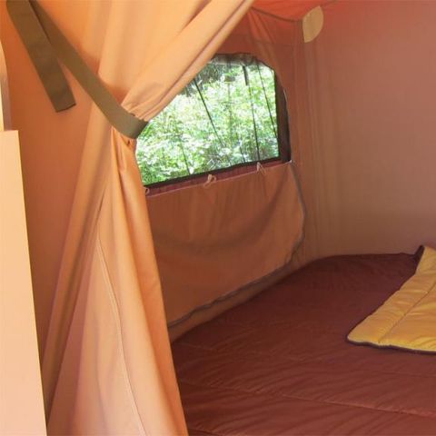 Tente en toile et en bois 5 personnes - Lodge VICTORIA 30m² - Finition Luxe