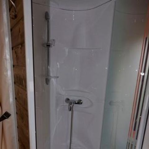 TENTE TOILE ET BOIS 5 personnes - Lodge NIAGARA 40m² avec Salle de bain (Mercredi au Mercredi)