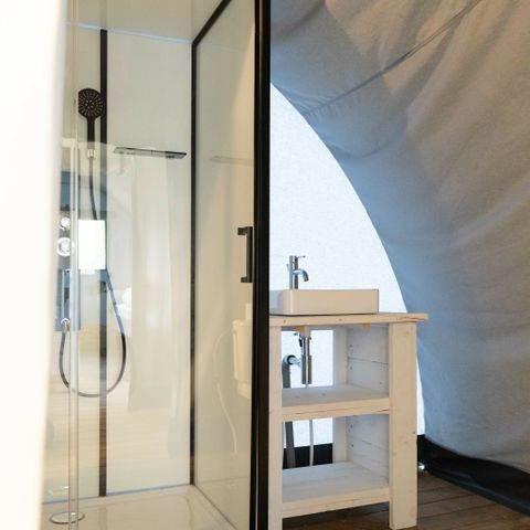 LODGE 5 personnes - Panorama avec sanitaires privés