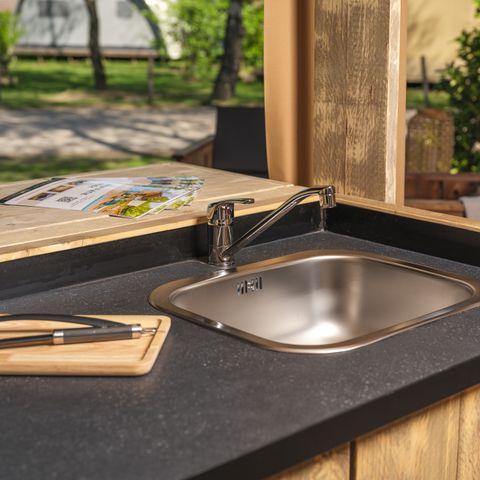 TENTE TOILE ET BOIS 5 personnes - Suite safari avec salle de bain privée