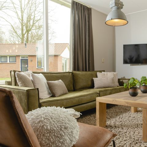 Bungalow 6 personnes - Pour enfants à la ferme avec sauna et bain à remous