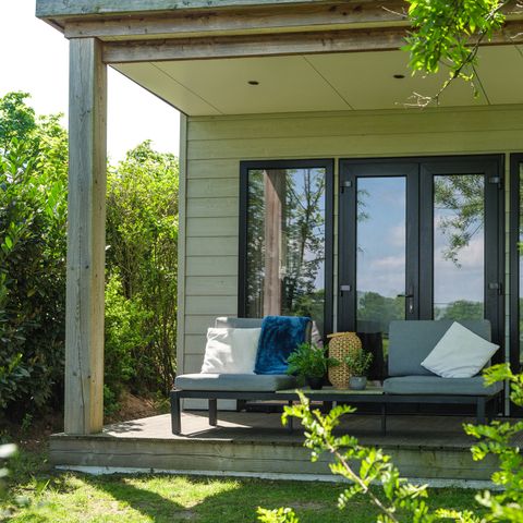 BUNGALOW 2 personnes - River Lodge "Wellnesshuus" avec bain à bulles, sauna, baignoire et douche solaire