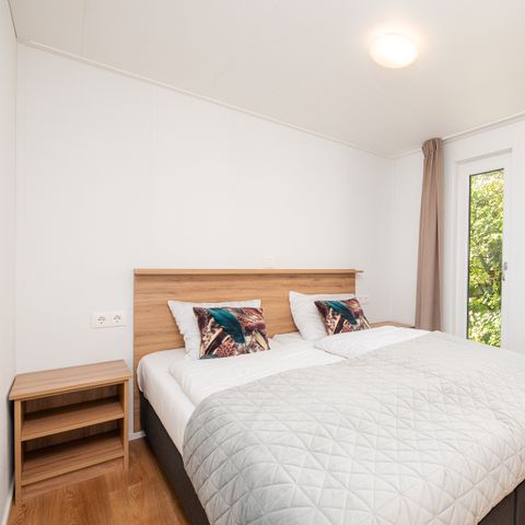 BUNGALOW 6 personnes - Cabine fluviale avec bain moussant