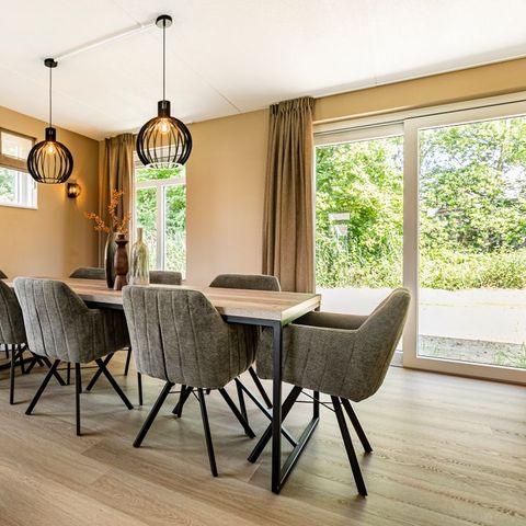 BUNGALOW 8 personnes - 8L