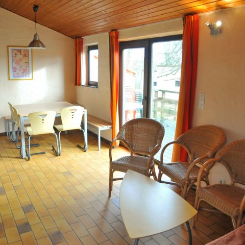 BUNGALOW 8 personnes - B