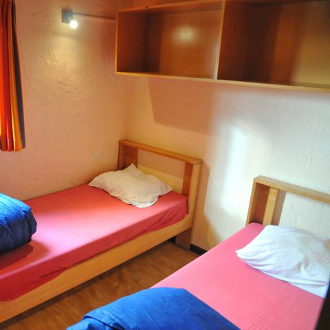 BUNGALOW 8 personnes - B