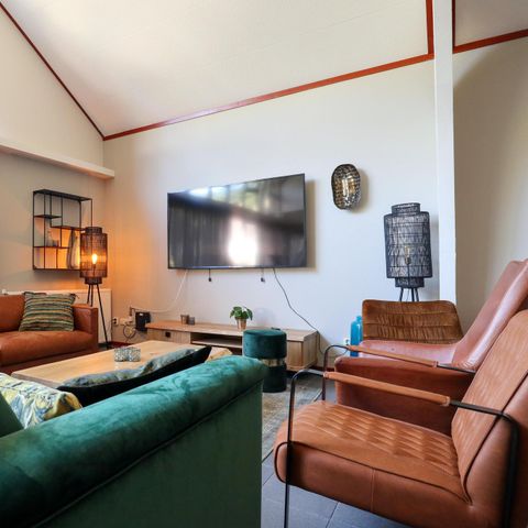 MAISON 24 personnes