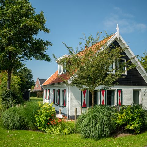 BUNGALOW 8 personnes - 8EL